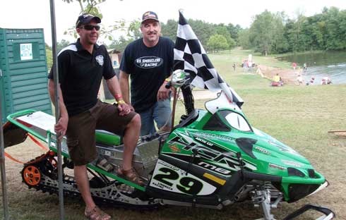 Gary Moyle winning Eagle River in 2007 on Arctic Cat