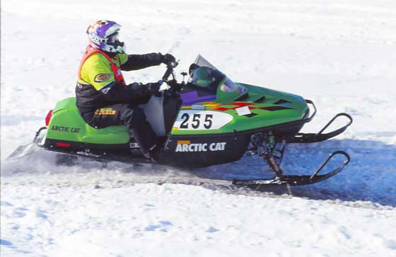 Roger Skime racing the 1999 I-500. Photo by ArcticInsider.com