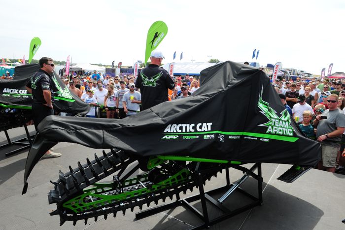 Arctic Cat ZR6000 RR and M6000 at Hay Days