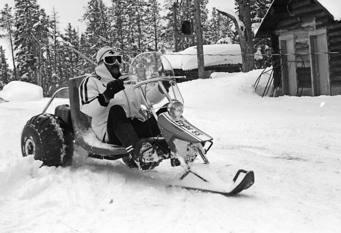 TGIF: Funny snowmobile trike posted by ArcticInsider.com