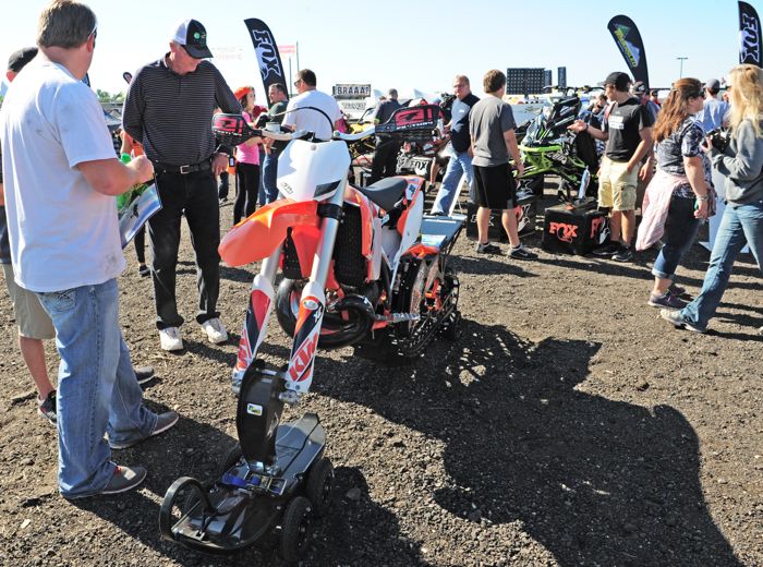 Hay Days 2015 report channeling the Arctic Cat perspective. Photo by ArcticInsider, defended by lawyers. 