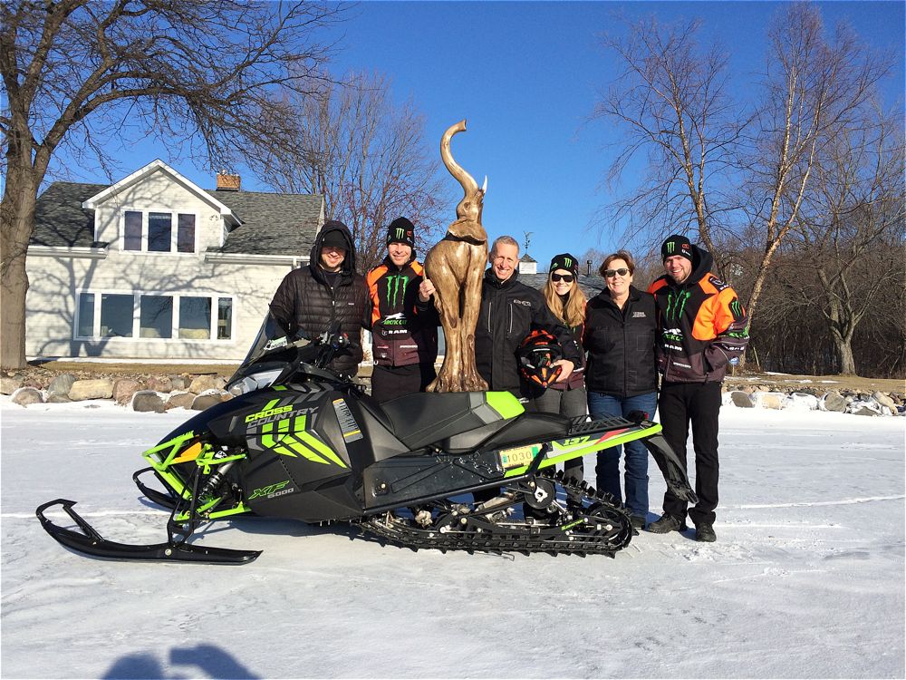 Tucker Hibbert racing team greets an #everydaydork and ArcticInsider