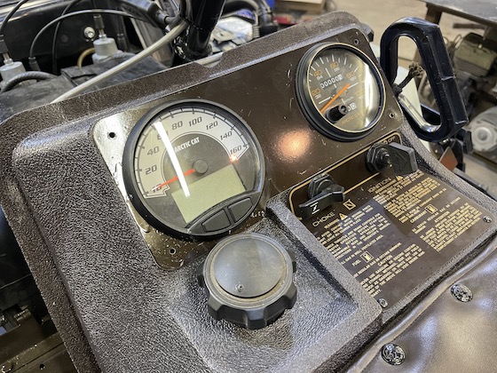 Aaron retained the stock gauges and handlebars from a donor F570. Electric key start works too!