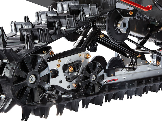 The Xtra-Action pivoting rear skidframe is phenomenal for reversing in deep snow, or backing up when towing.